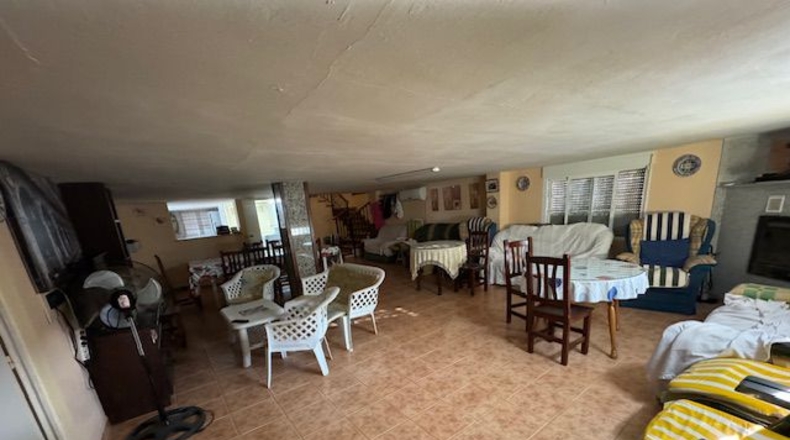 Badajoz - Almendralejo - 1200m2