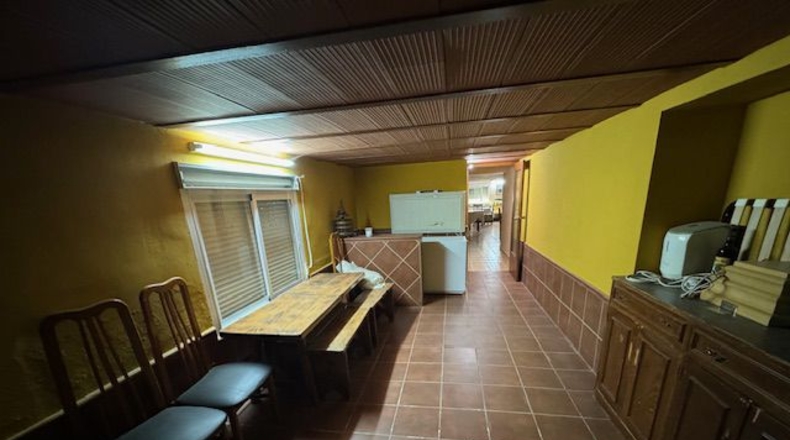 Badajoz - Almendralejo - 1200m2