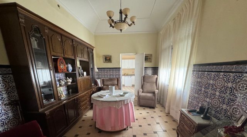 Badajoz - Almendralejo - 286m2