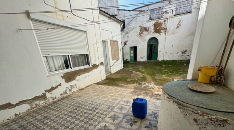 Badajoz - Almendralejo - 286m2