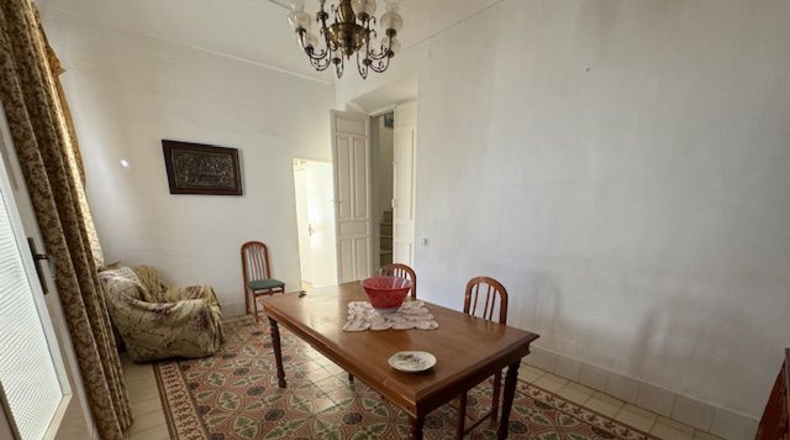 Badajoz - Almendralejo - 286m2