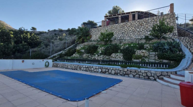 Granada - Puntalón - 75m2