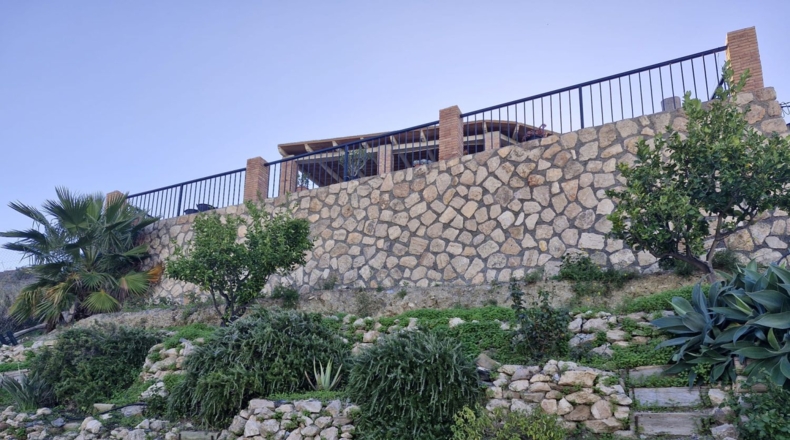 Granada - Puntalón - 75m2
