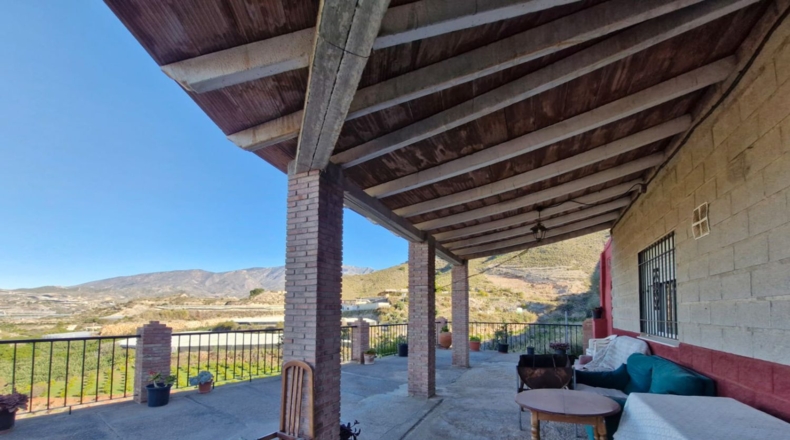 Granada - Puntalón - 75m2