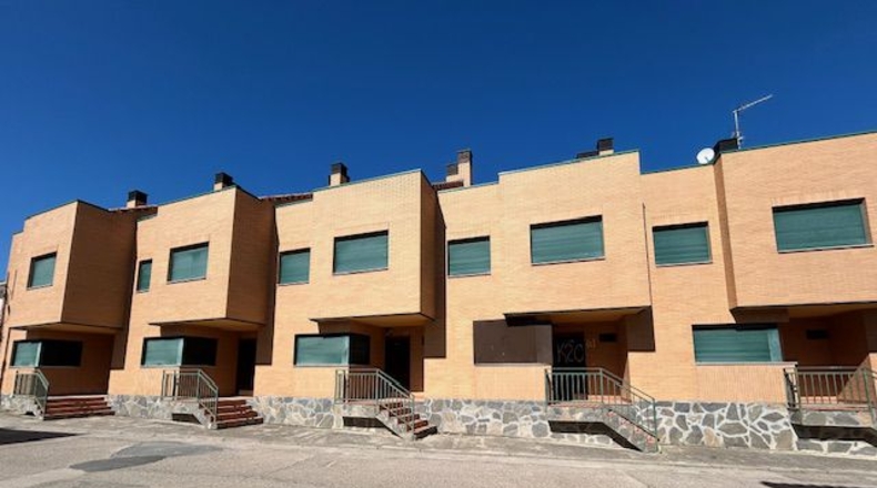 Toledo - Hormigos - 1183m2