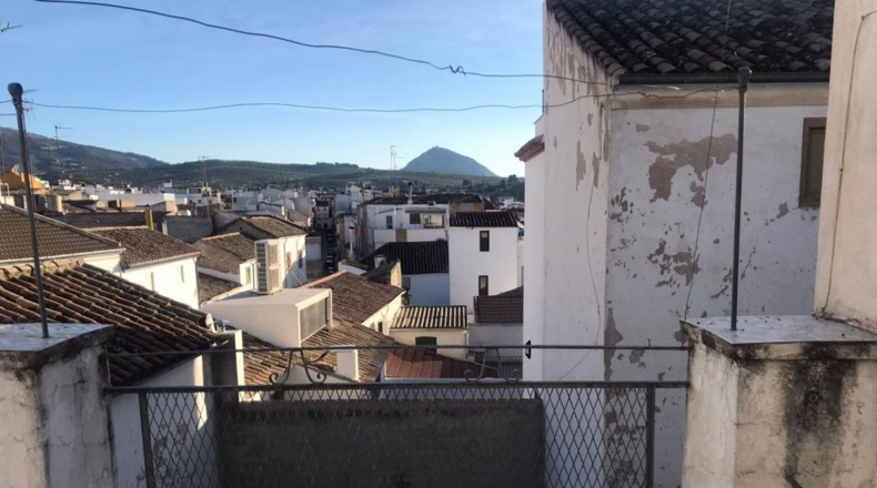 Jaén - Torredonjimeno - 677m2
