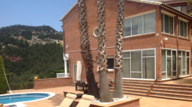 Barcelona - Corbera de Llobregat - 809m2