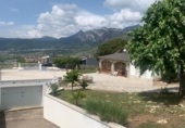 Casa de camp amb terreny en venda a Berga ref.: TR353840 foto