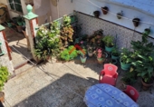 Дом с участком на продажу в городе Utrera. Фото