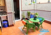 Таунхаус с участком на продажу в городе Mollet del Vallès. Фото