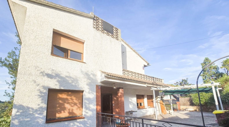Barcelona - Corbera de Llobregat - 829m2