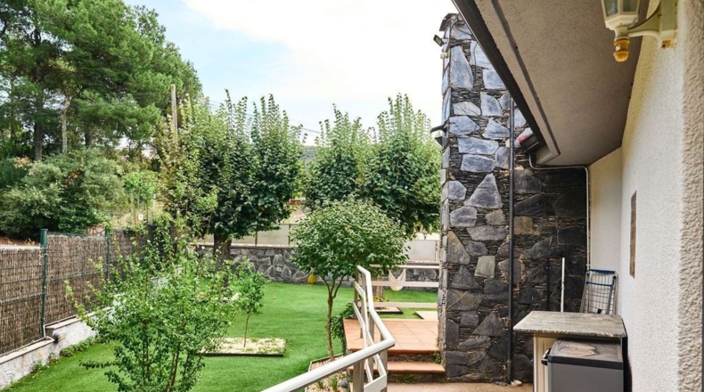 Барселона - Seva - 1345m2