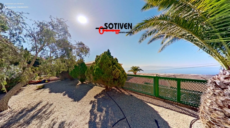 Santa Cruz de Tenerife - Гия-де-Исора - 9161m2
