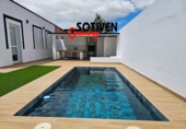Chalet independiente con terreno en venta en Arona ref: TR251580 foto