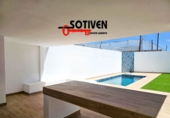 Chalet independiente con terreno en venta en Arona ref: TR251580 foto