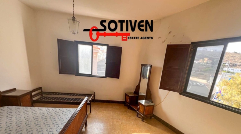 Santa Cruz de Tenerife - El Río - 678m2