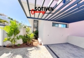 Villa con terreno en venta en Adeje ref: TR332316 foto