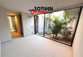 Villa con terreno en venta en Adeje ref: TR332316 foto