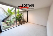 Villa con terreno en venta en Adeje ref: TR332316 foto