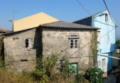 Дом с участком на продажу в городе Boiro. Фото