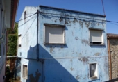 Дом с участком на продажу в городе Boiro. Фото