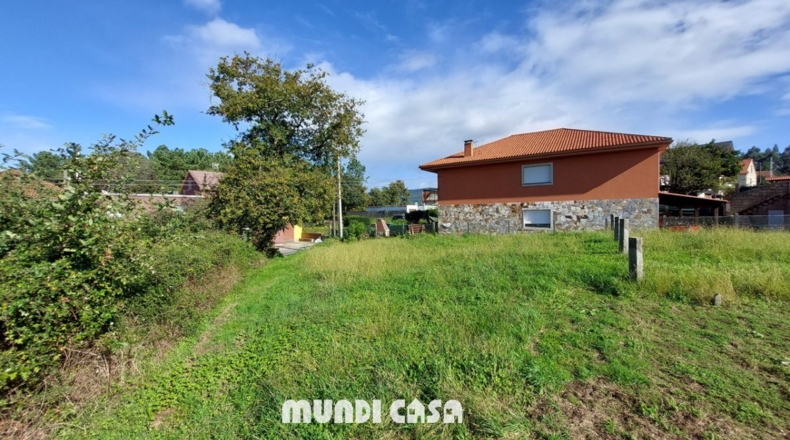 La Coruña - Boiro de Arriba - 587m2