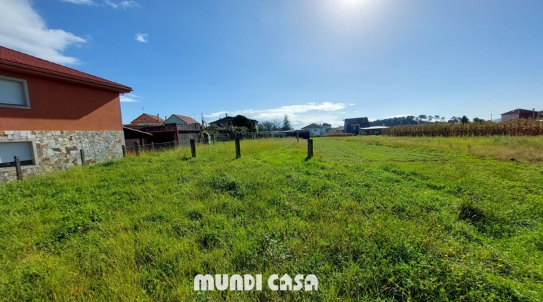 La Coruña - Boiro de Arriba - 587m2