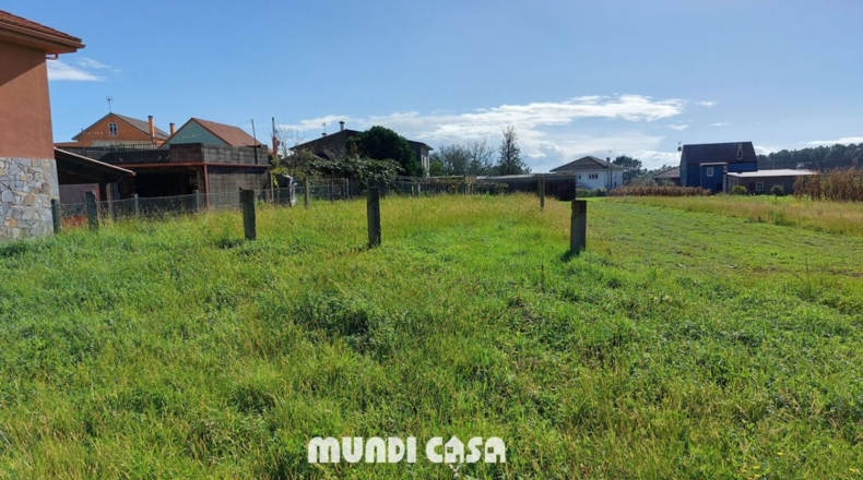 La Coruña - Boiro de Arriba - 587m2