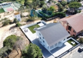 Chalet independiente con terreno en venta en Pinares de Lepe ref: TR182982 foto