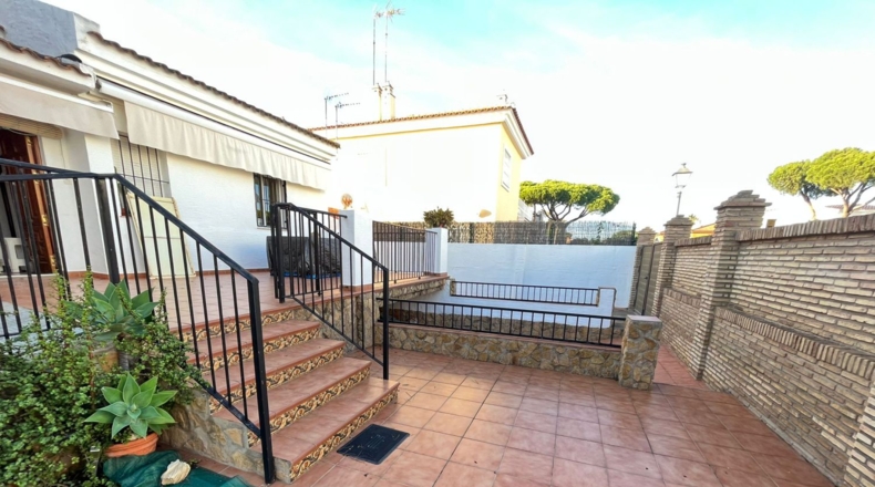 Huelva - Lepe - 451m2