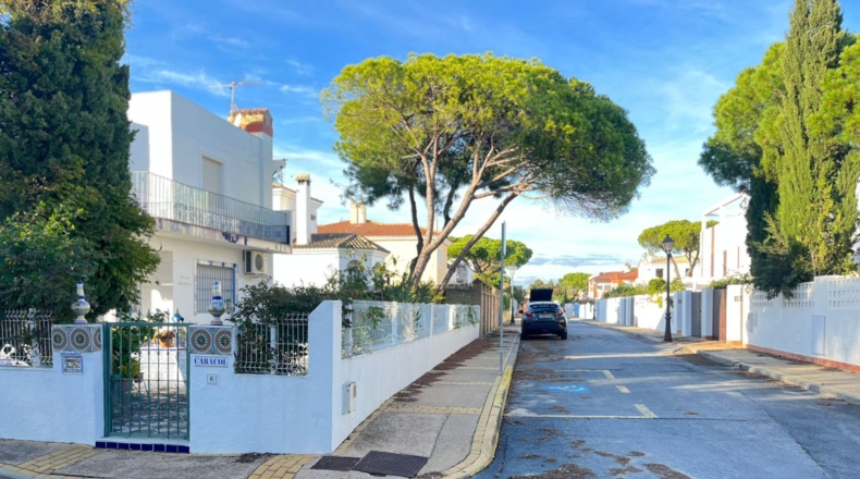 Huelva - Lepe - 451m2