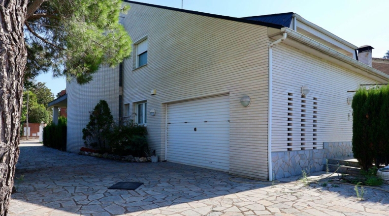 Барселона - Sant Fruitós de Bages - 750m2