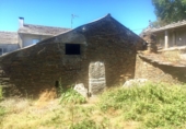 Casa de campo con terreno en venta en Ponte Aranga ref: TR18296 foto