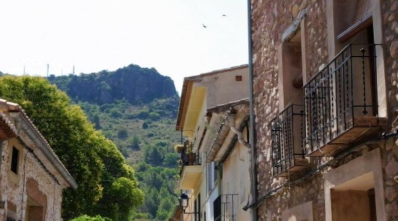 Castellón - Azuébar - 364m2