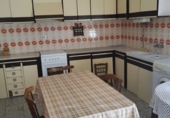 Отдельно стоящий дом с участком на продажу в городе Caudiel. Фото