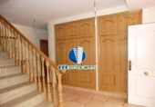 Chalet independiente con terreno en venta en Yecla ref: TR93199 foto