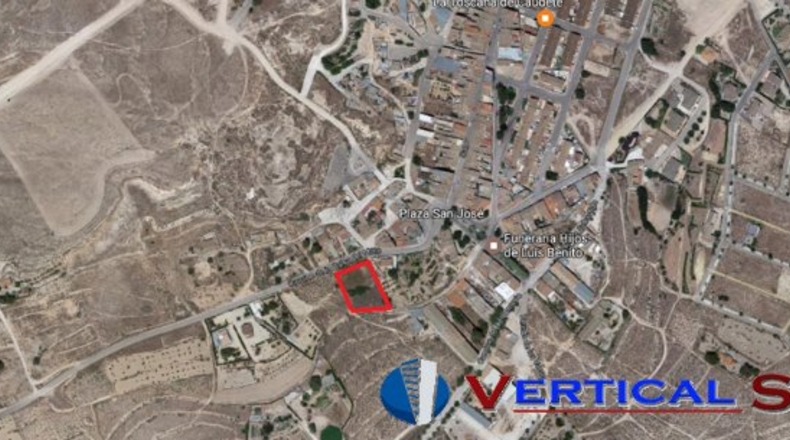 Albacete - Caudete - 1749m2