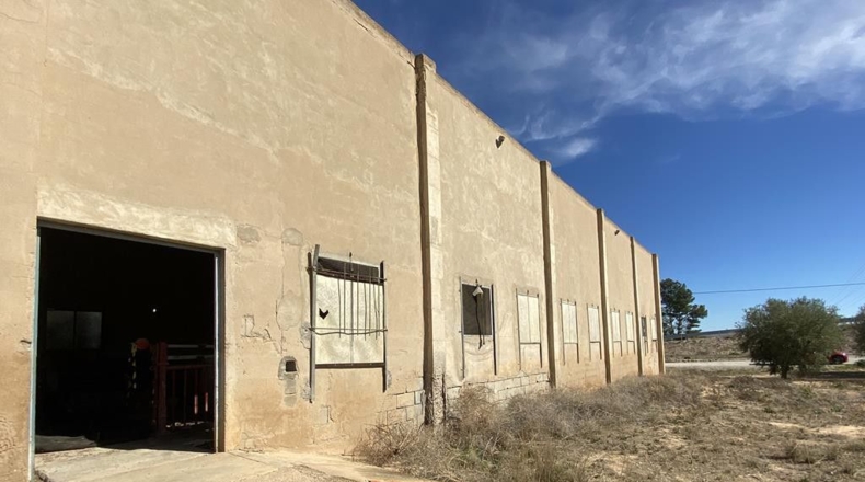 Albacete - Caudete - 3472m2