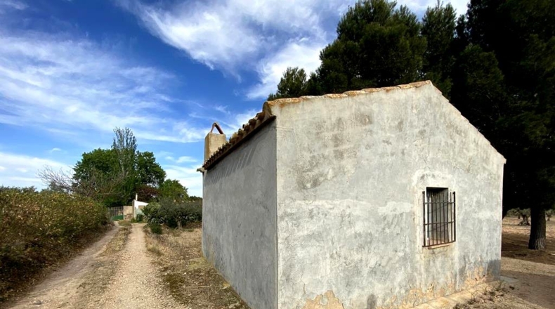 Albacete - Caudete - 9450m2