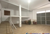 Дом с участком на продажу в городе Каудете. Фото