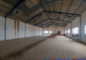 Промышленное здание на продажу в городе Каудете. Фото