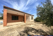 Chalet independiente con terreno en venta en Caudete ref: TR203886 foto