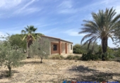 Chalet independiente con terreno en venta en Caudete ref: TR203886 foto