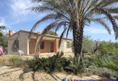 Chalet independiente con terreno en venta en Caudete ref: TR203886 foto