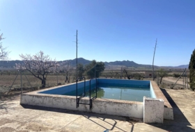 Almansa 4136&nbsp;m²