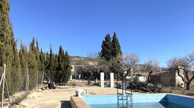 Albacete - Caudete - 4136m2