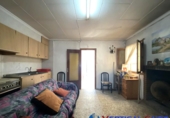 Chalet independiente con terreno en venta en Almansa ref: TR285369 foto