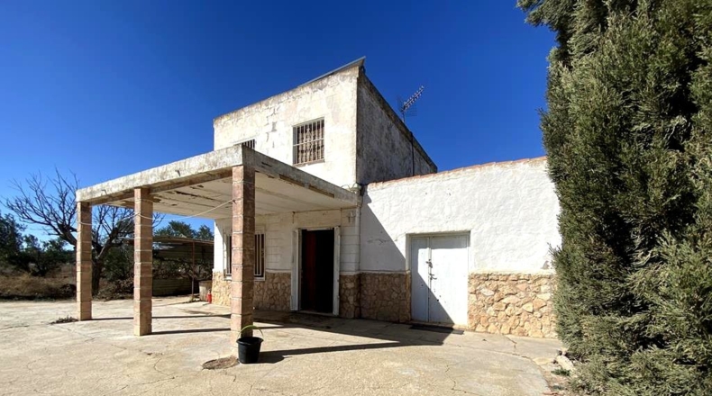 Albacete - Caudete - 8367m2
