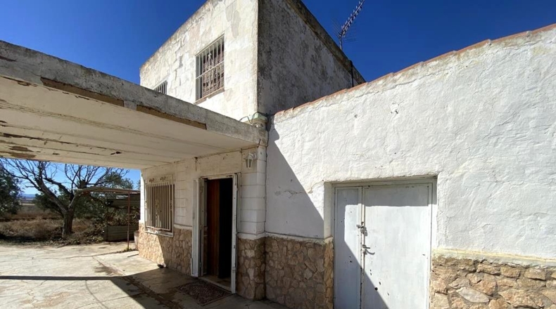 Albacete - Caudete - 8367m2