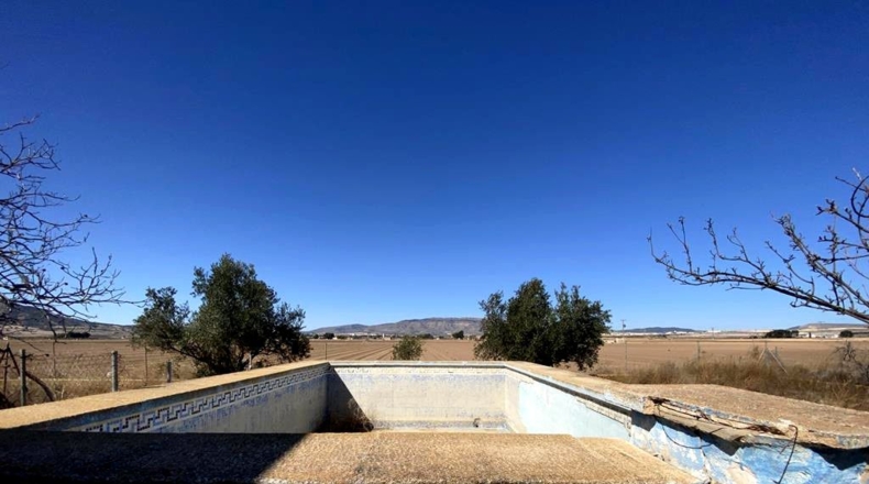 Albacete - Caudete - 8367m2